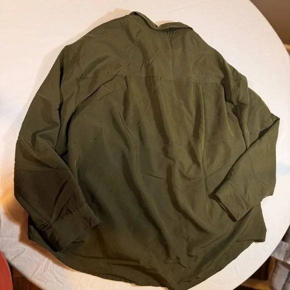 Old Navy Boyfriend Utility Safari Button Up Top Oversized Casual Long Sleeve EUC - Picture 7 of 9